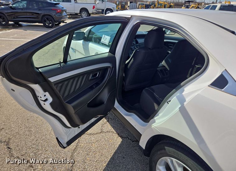 image for item DU2716 2017 Ford Taurus 