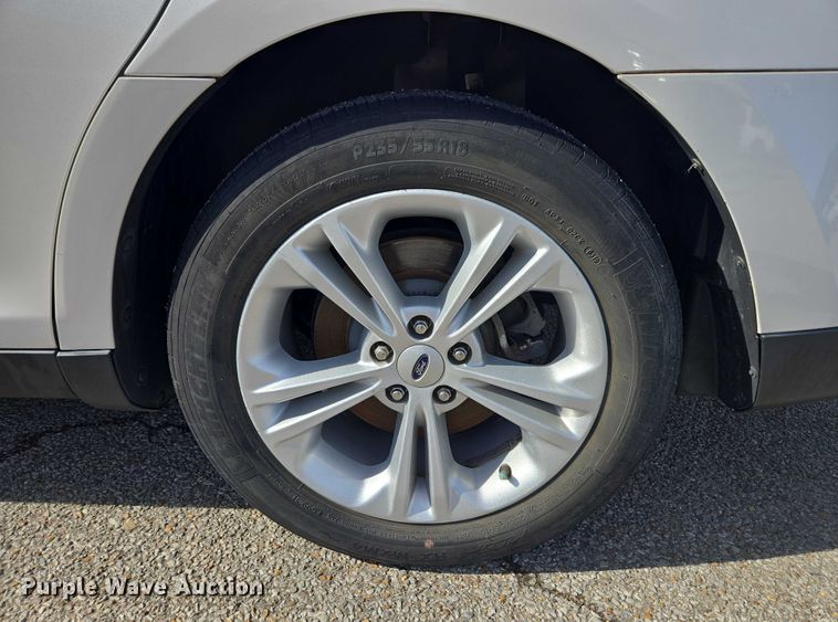 image for item DU2716 2017 Ford Taurus 