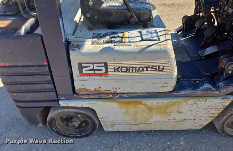 image for item DU2722 Komatsu FG25ST-11 forklift
