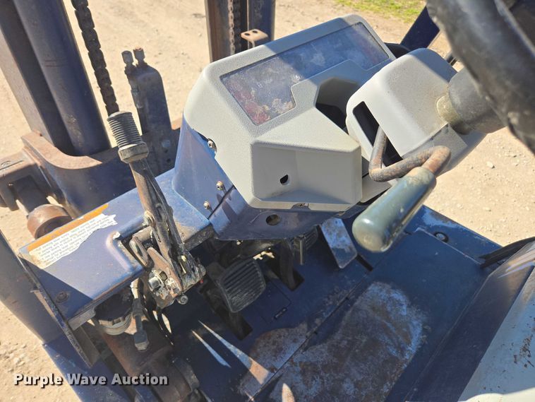 image for item DU2722 Komatsu FG25ST-11 forklift