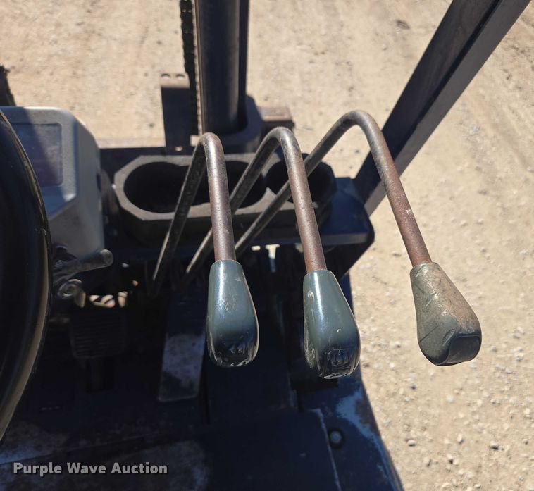 image for item DU2722 Komatsu FG25ST-11 forklift