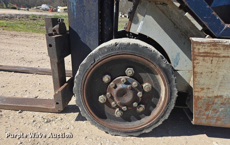 image for item DU2722 Komatsu FG25ST-11 forklift