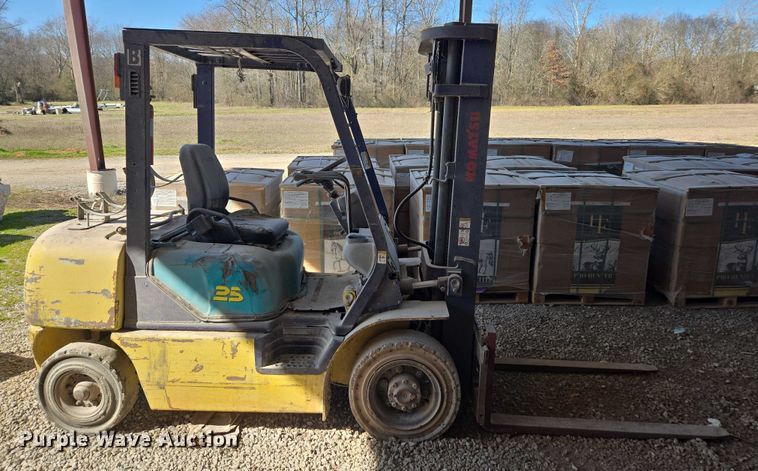 image for item DU2723 Komatsu FG25TLP-12 forklift