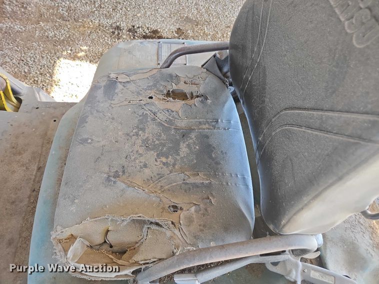 image for item DU2723 Komatsu FG25TLP-12 forklift