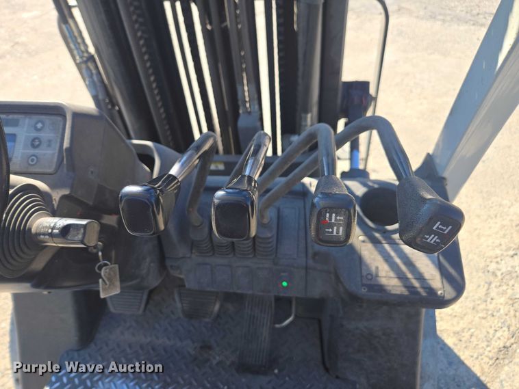 image for item DU2732 2017 Unicarriers PF50 forklift