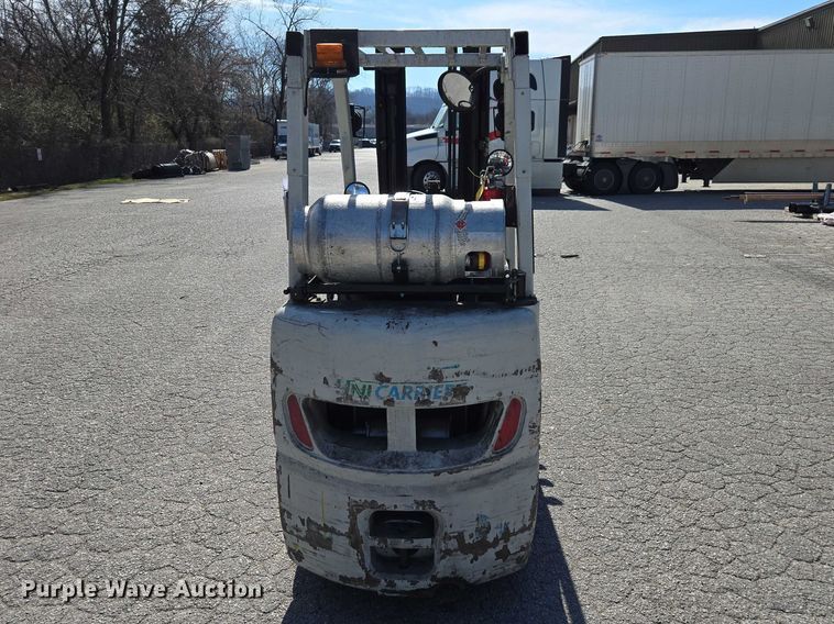 image for item DU2734 2016 UniCarriers CSF40 forklift
