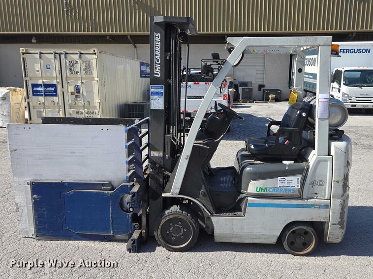 image for item DU2734 2016 UniCarriers CSF40 forklift