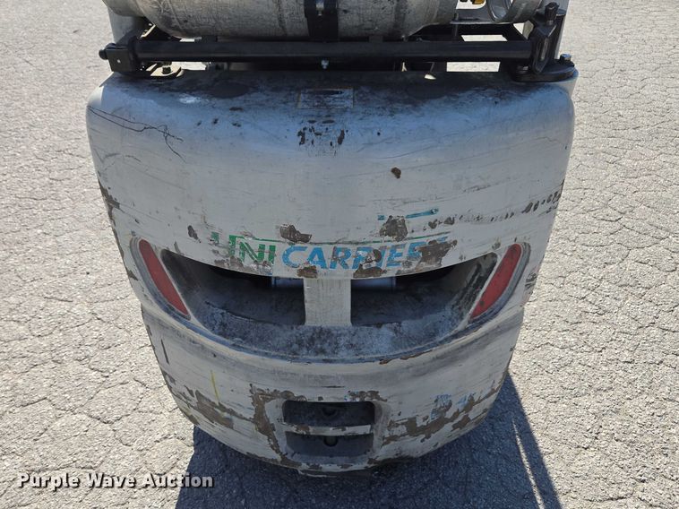 image for item DU2734 2016 UniCarriers CSF40 forklift