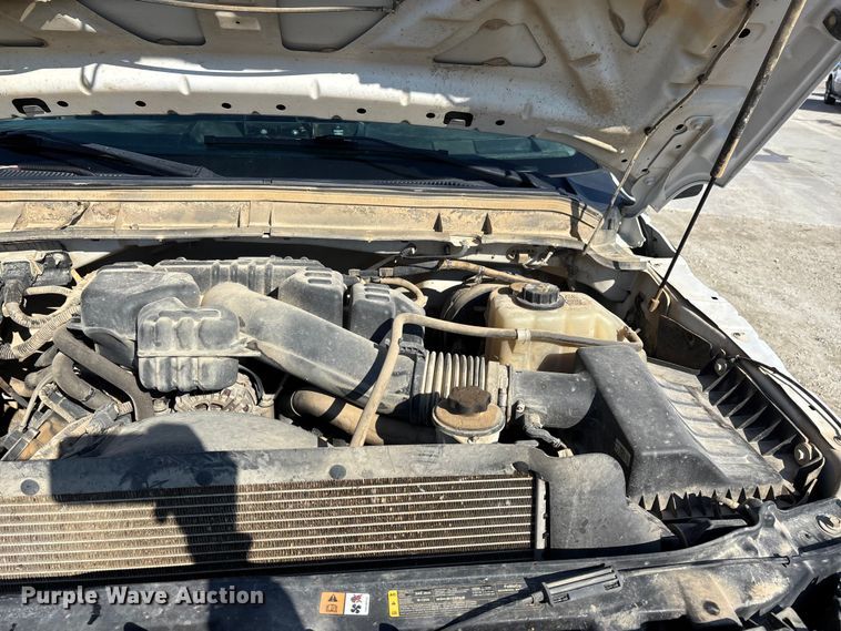 image for item DW7477 2014 Ford F250 utility bed pickup truck