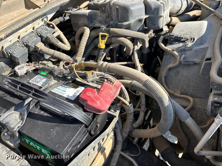 image for item DW7477 2014 Ford F250 utility bed pickup truck