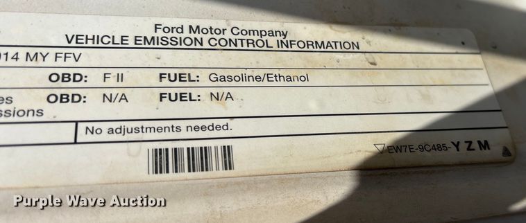 image for item DW7477 2014 Ford F250 utility bed pickup truck