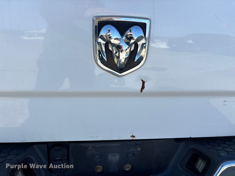 image for item DW7478 2012 RAM 1500 Ext. Cab pickup truck