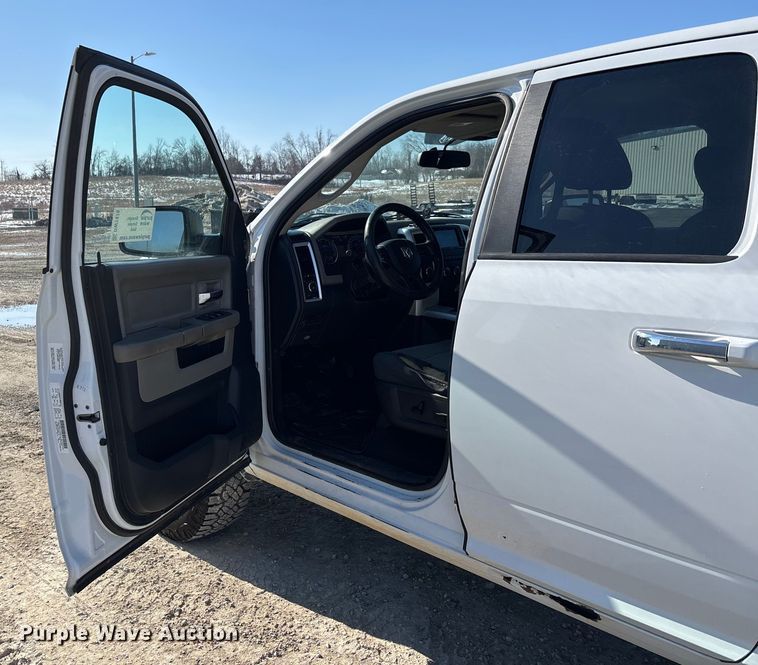 image for item DW7478 2012 RAM 1500 Ext. Cab pickup truck
