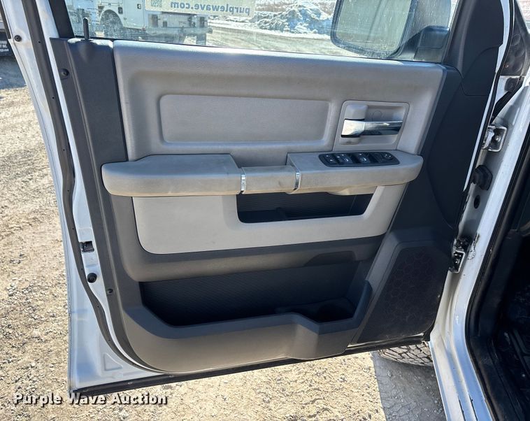 image for item DW7478 2012 RAM 1500 Ext. Cab pickup truck