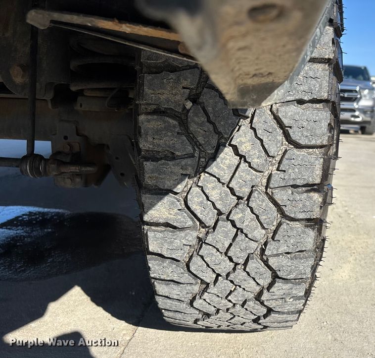 image for item DW7478 2012 RAM 1500 Ext. Cab pickup truck