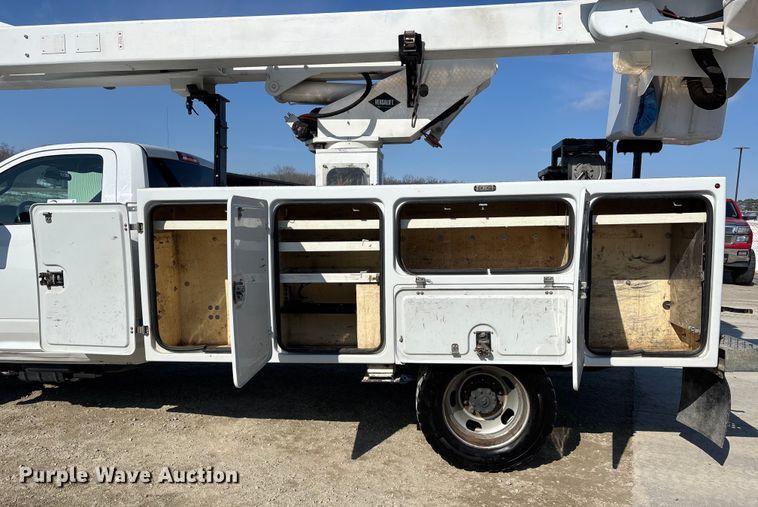 image for item DW7479 2022 RAM 5500HD bucket truck