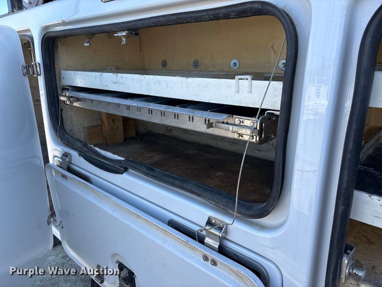 image for item DW7479 2022 RAM 5500HD bucket truck