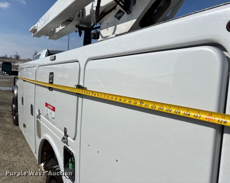 image for item DW7479 2022 RAM 5500HD bucket truck