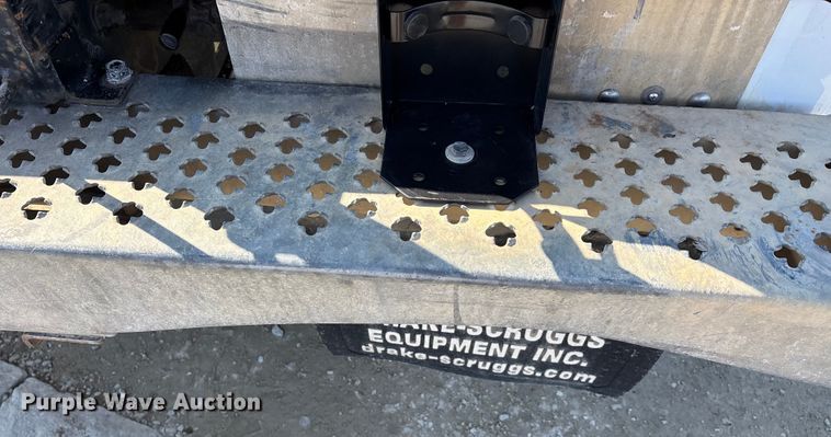 image for item DW7479 2022 RAM 5500HD bucket truck