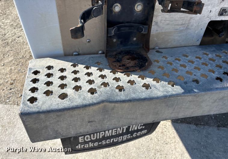 image for item DW7479 2022 RAM 5500HD bucket truck