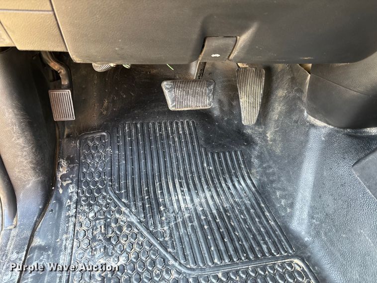 image for item DW7479 2022 RAM 5500HD bucket truck