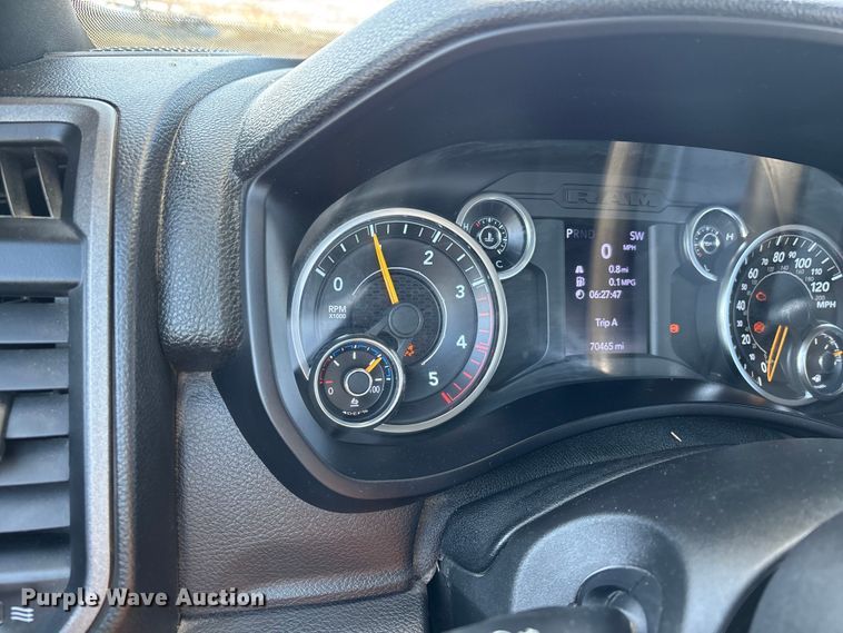 image for item DW7479 2022 RAM 5500HD bucket truck