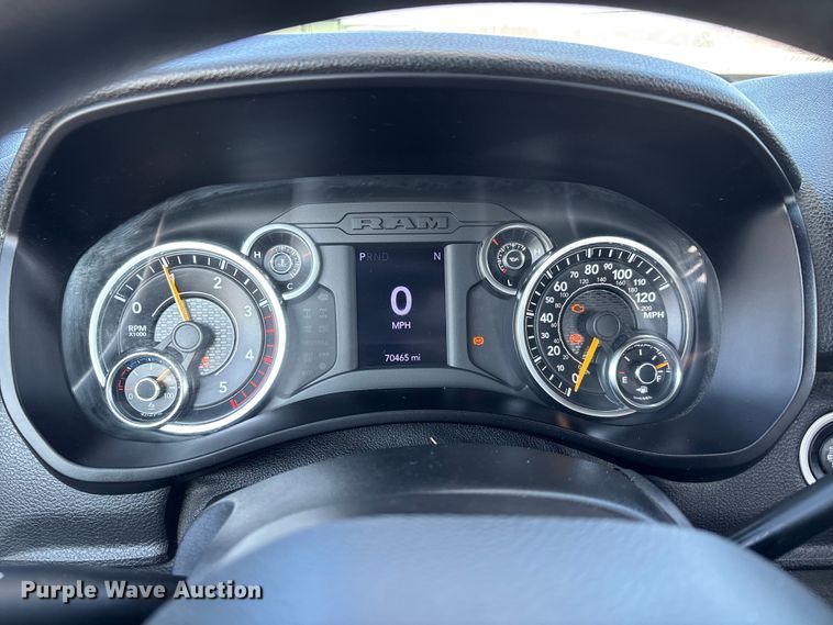 image for item DW7479 2022 RAM 5500HD bucket truck