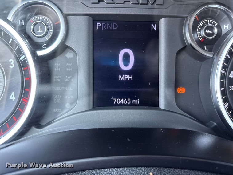 image for item DW7479 2022 RAM 5500HD bucket truck