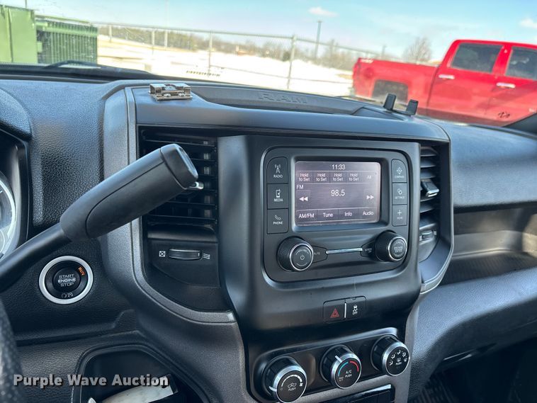 image for item DW7479 2022 RAM 5500HD bucket truck