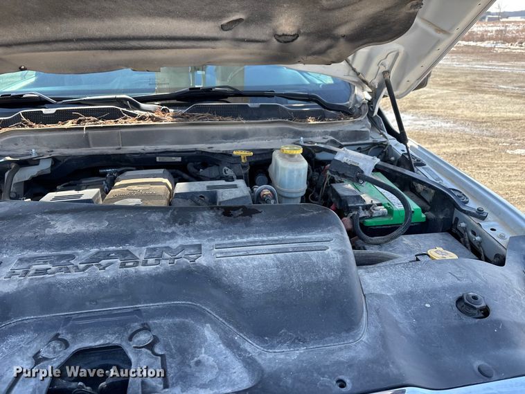 image for item DW7479 2022 RAM 5500HD bucket truck