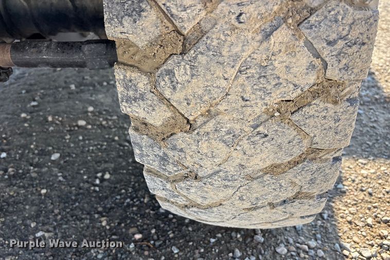 image for item DW7479 2022 RAM 5500HD bucket truck