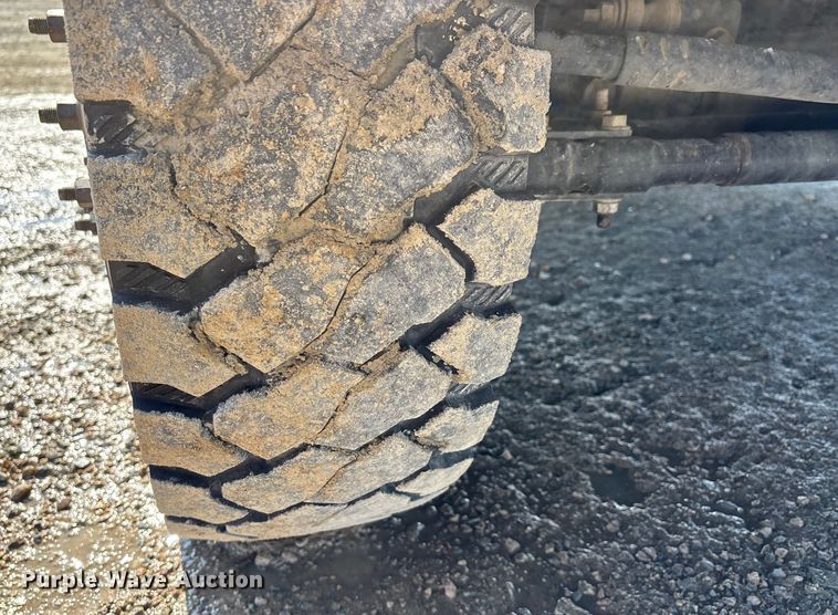 image for item DW7479 2022 RAM 5500HD bucket truck