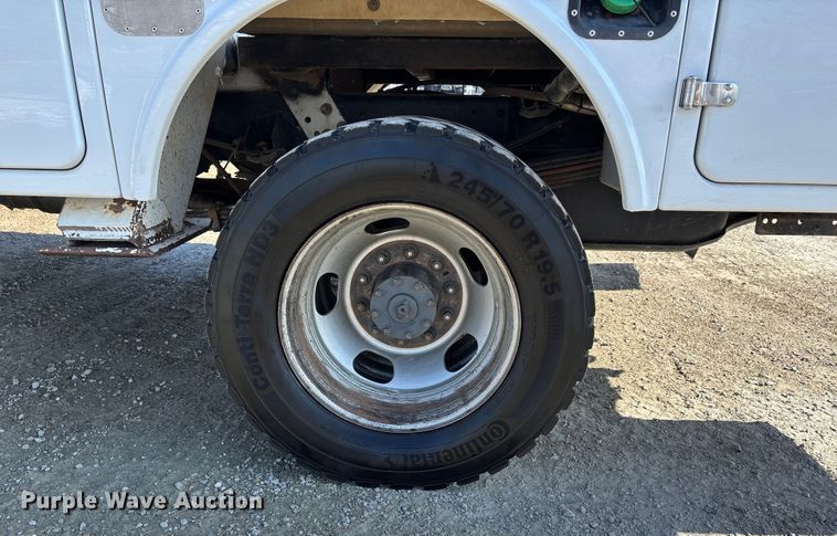 image for item DW7479 2022 RAM 5500HD bucket truck