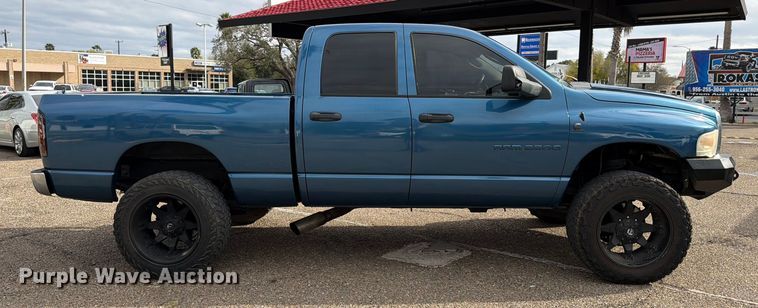 image for item DX5942 2004 Dodge Ram 2500 Ext. Cab pickup truck