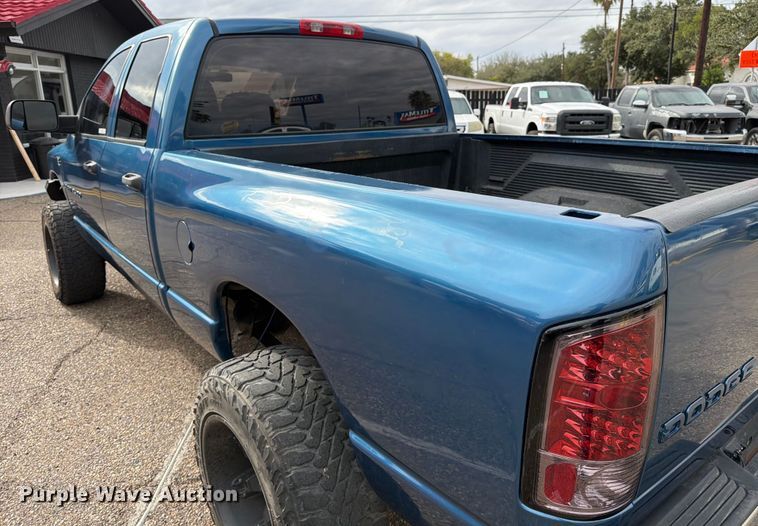 image for item DX5942 2004 Dodge Ram 2500 Ext. Cab pickup truck