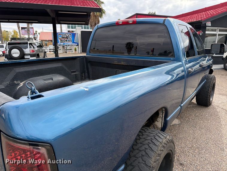 image for item DX5942 2004 Dodge Ram 2500 Ext. Cab pickup truck