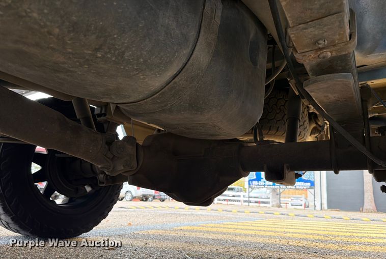 image for item DX5942 2004 Dodge Ram 2500 Ext. Cab pickup truck