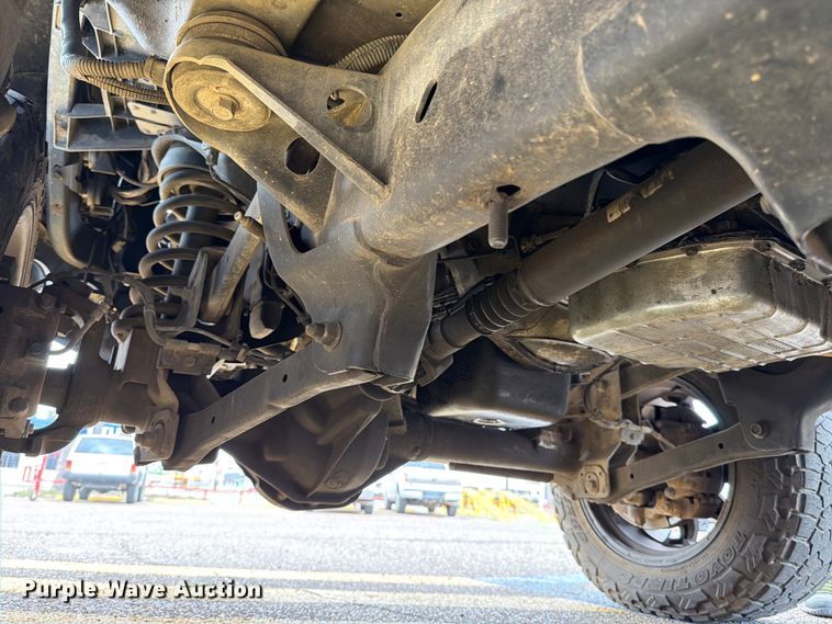 image for item DX5942 2004 Dodge Ram 2500 Ext. Cab pickup truck