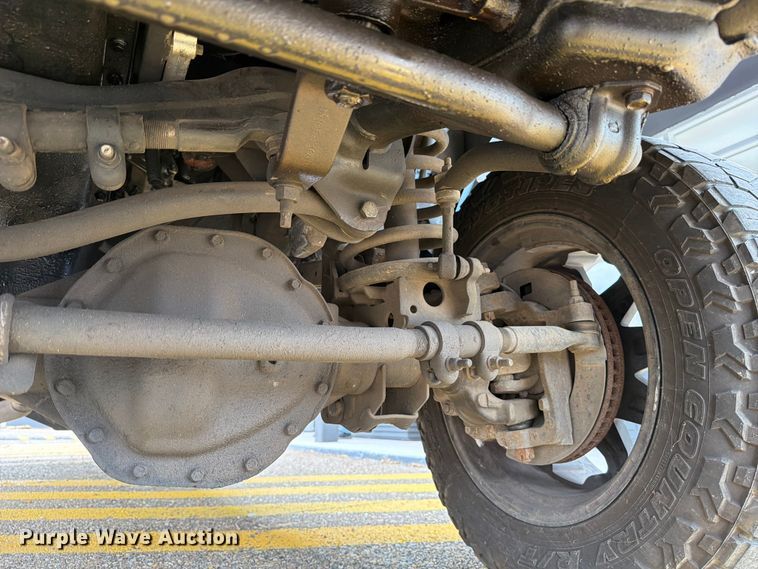 image for item DX5942 2004 Dodge Ram 2500 Ext. Cab pickup truck