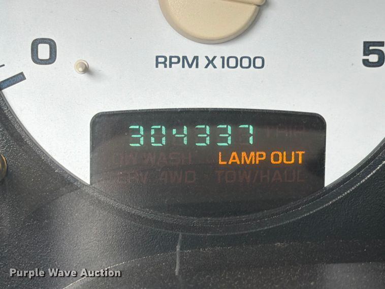 image for item DX5942 2004 Dodge Ram 2500 Ext. Cab pickup truck