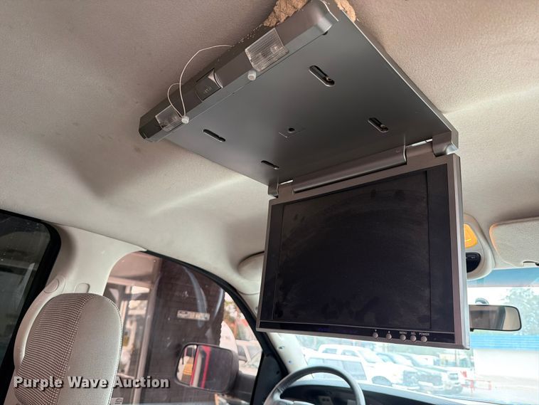 image for item DX5942 2004 Dodge Ram 2500 Ext. Cab pickup truck