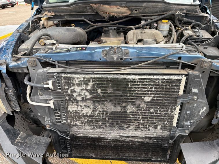 image for item DX5942 2004 Dodge Ram 2500 Ext. Cab pickup truck