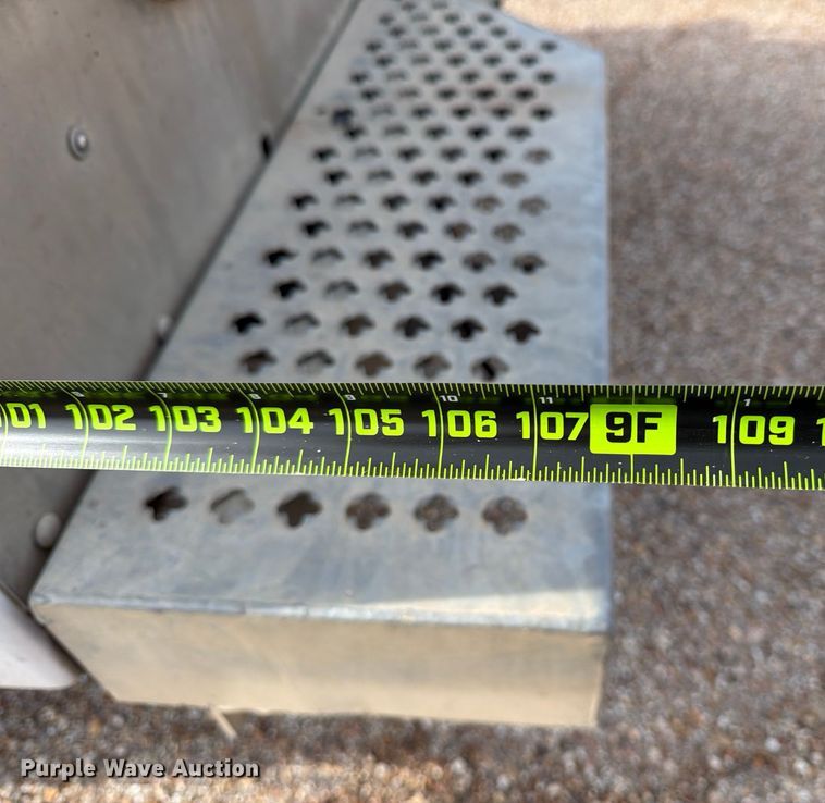 image for item DX5944 2019 Ford F250 Super Duty utility bed pickup truck