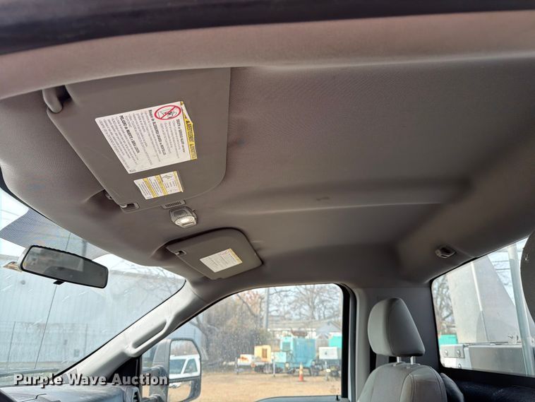 image for item DX5944 2019 Ford F250 Super Duty utility bed pickup truck