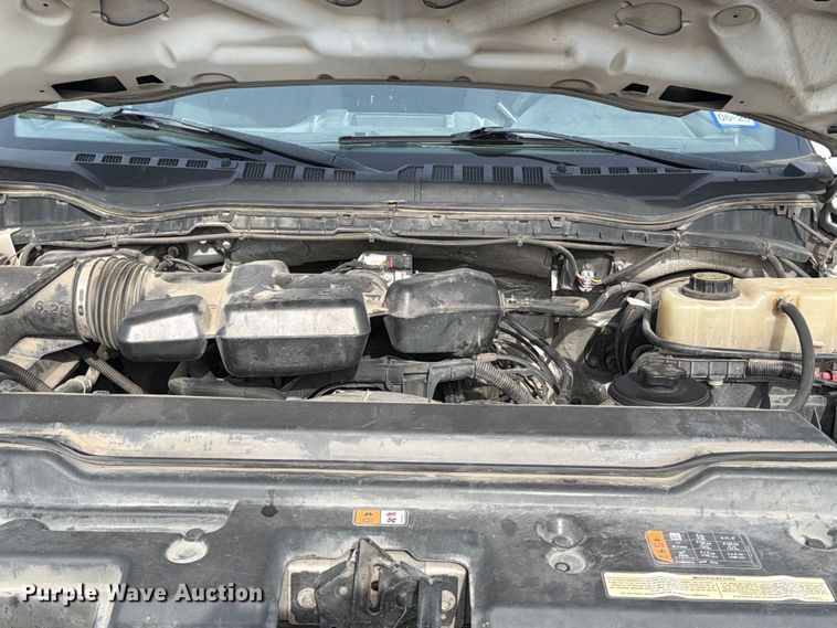 image for item DX5944 2019 Ford F250 Super Duty utility bed pickup truck