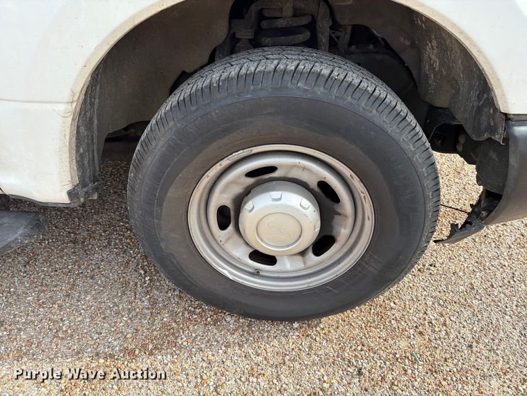 image for item DX5944 2019 Ford F250 Super Duty utility bed pickup truck