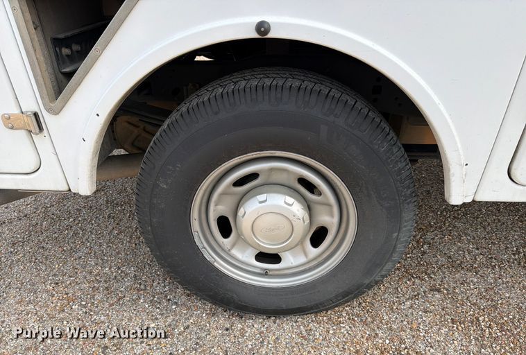 image for item DX5944 2019 Ford F250 Super Duty utility bed pickup truck