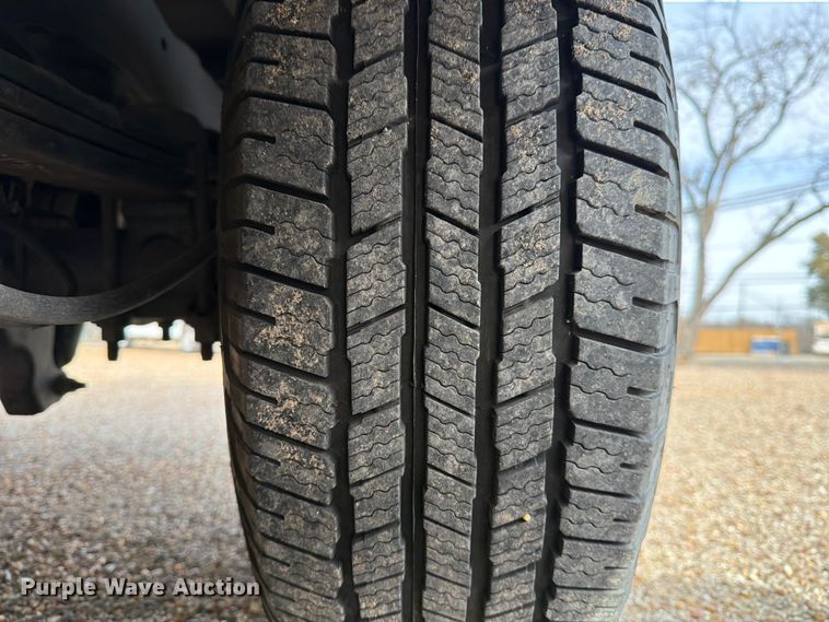 image for item DX5944 2019 Ford F250 Super Duty utility bed pickup truck