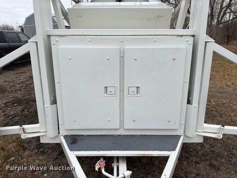 image for item DX5952 Sky Watch mobile surveillance tower