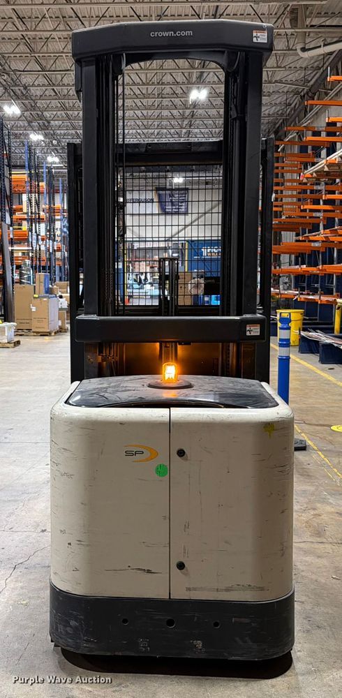 image for item DX5953 2016 Crown SP3520-30 order picker